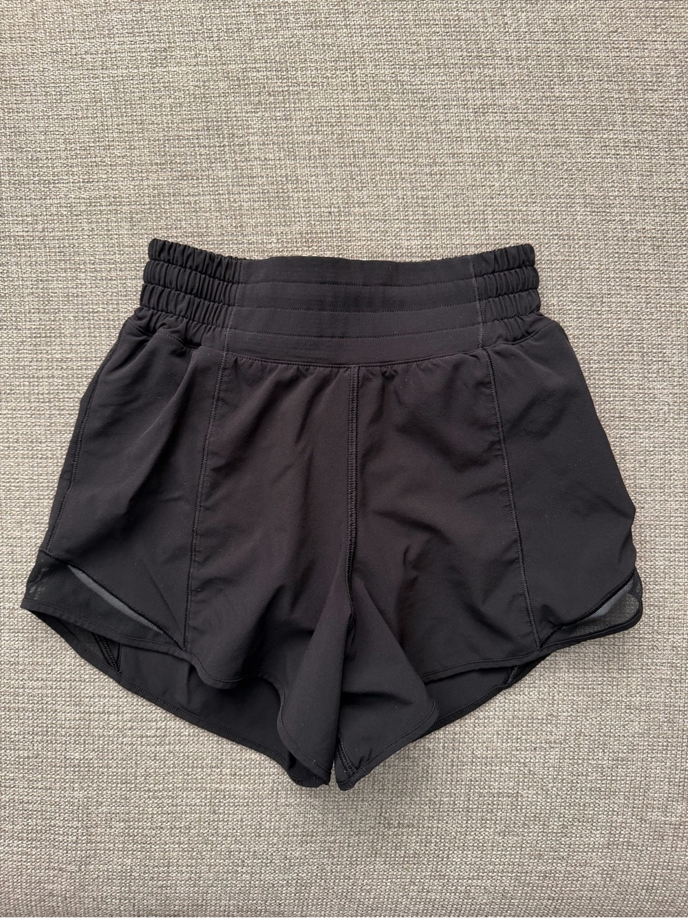 Lululemon Hotty Hot High-Rise Lined Shorts 4”